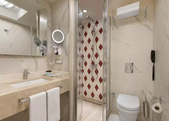 هتل تایتانیک سیتی تکسیم استانبول